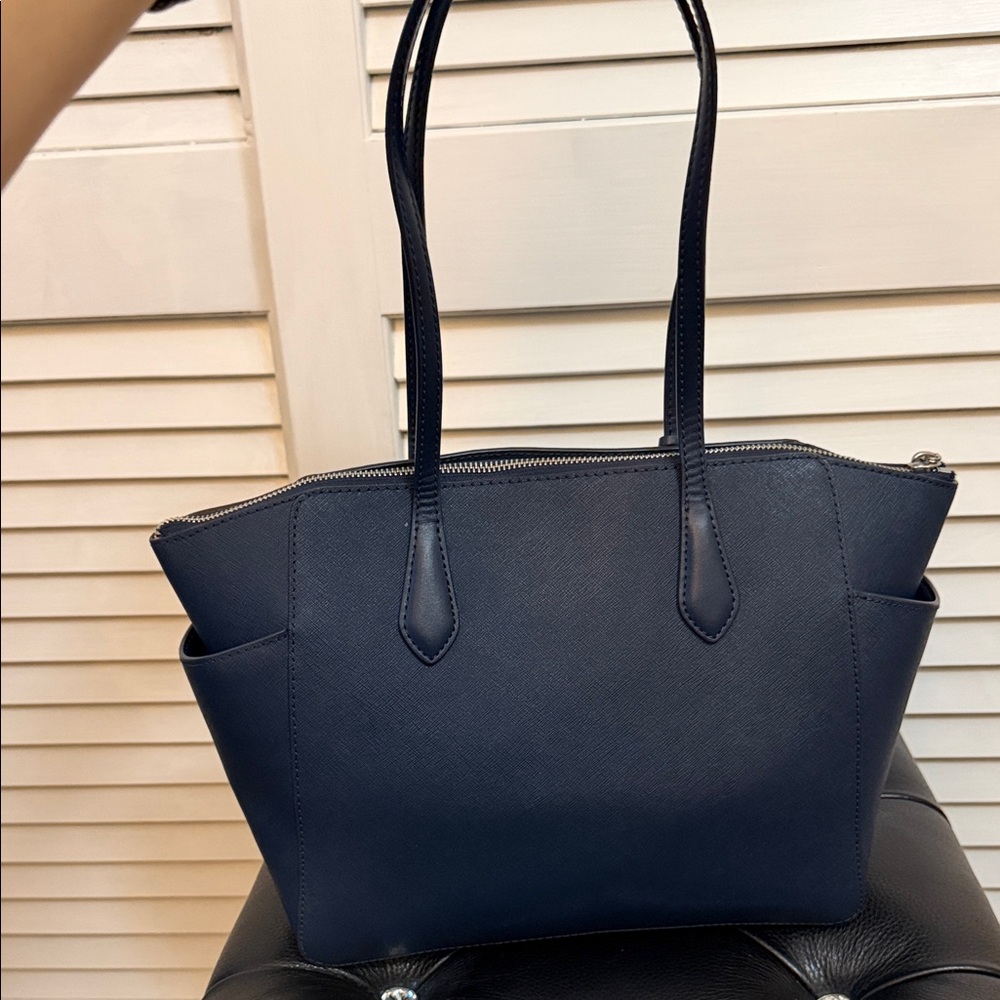 Michael Kors Navy Saffiano Leather Tote | Silver Hardware | Work Bag | Like New - Picture 5 of 7